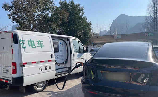 耿马汽车搭电