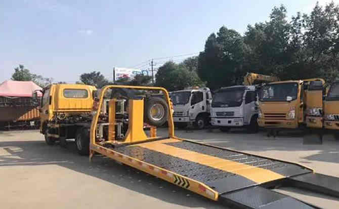 耿马汽车中途维修案例